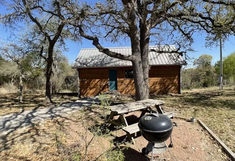 Walnut Canyon Cabins