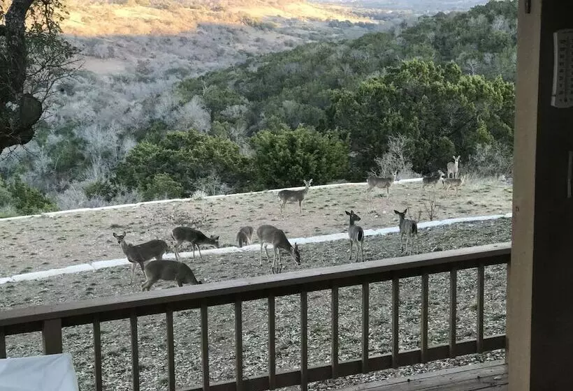 Walnut Canyon Cabins