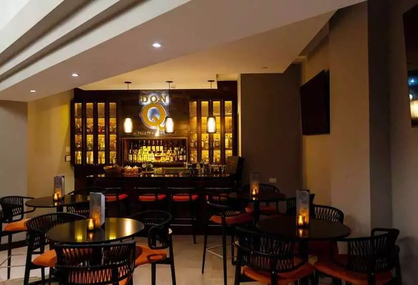 هتل Hilton Ponce Golf & Casino Resort