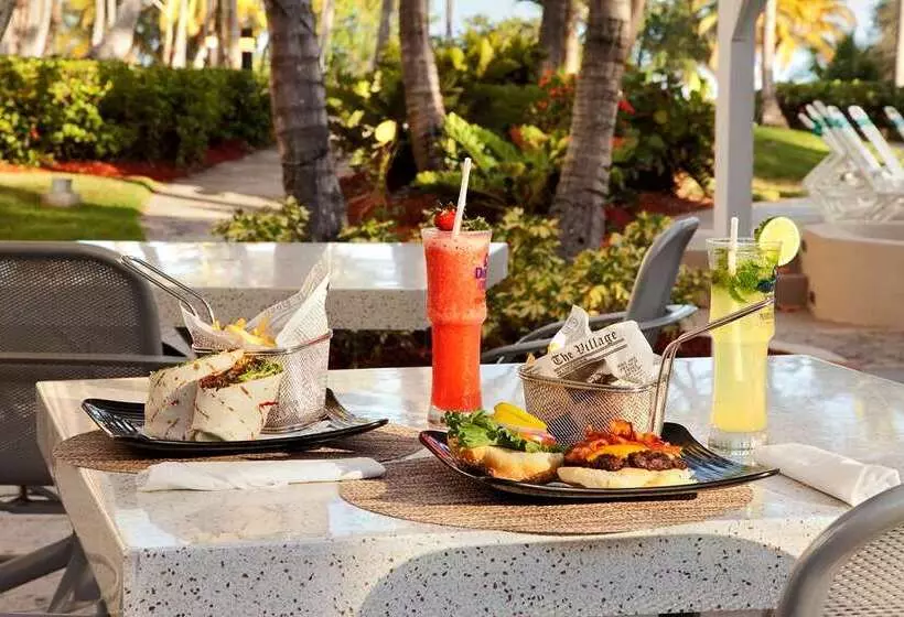 هتل Hilton Ponce Golf & Casino Resort