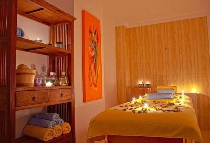 בית מלון כפרי Moldova