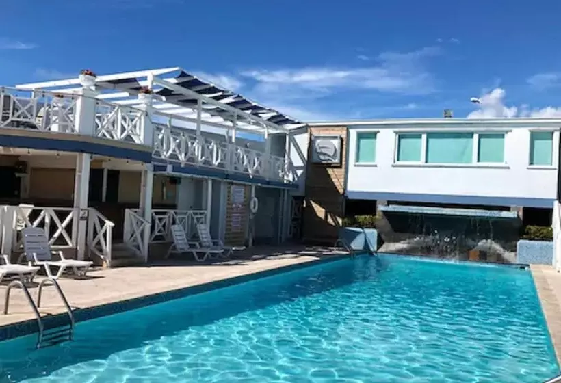 هتل La Chalé Parguera