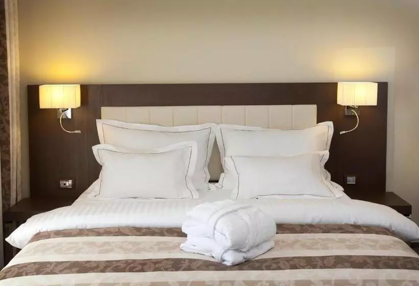 Отель Pietroasa