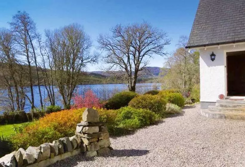 ベッドアンドブレックファースト Lochview Guesthouse