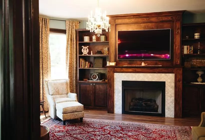 تختخواب و صبحانه The Beaumont House