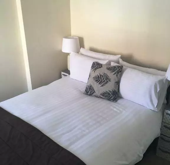 تختخواب و صبحانه Bishop Gate Bnb