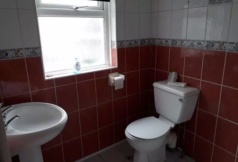 تختخواب و صبحانه Bishop Gate Bnb