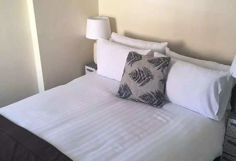 تختخواب و صبحانه Bishop Gate Bnb