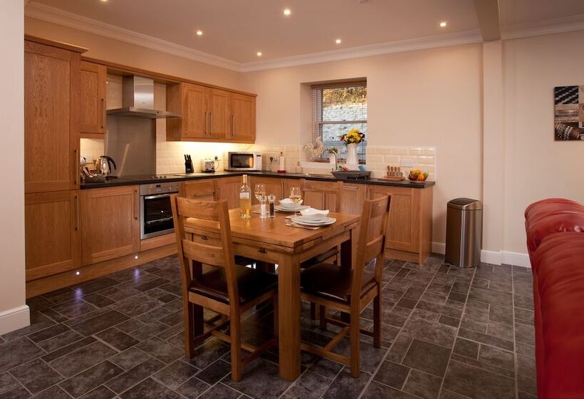 Cherry Blossom Cottage