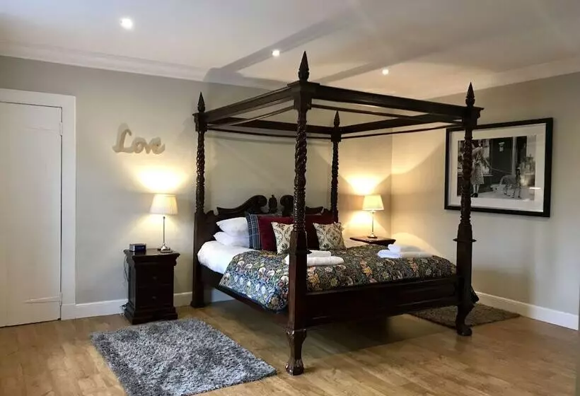 Cherry Blossom Cottage