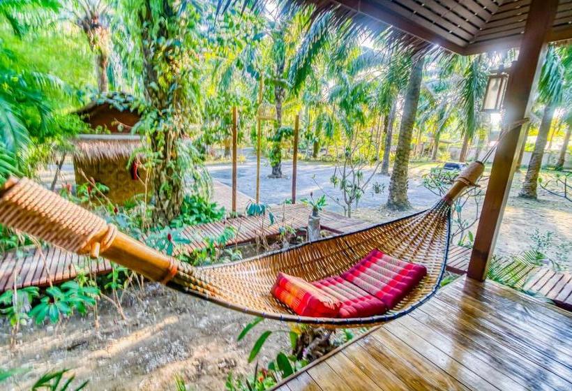 酒店 Baan Suan Farmstay