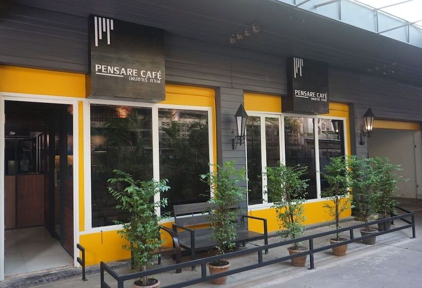 Отель Kruatier Mansion