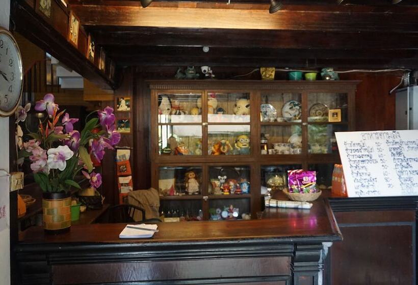 Отель Kruatier Mansion