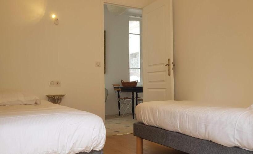 בית מלון כפרי Les Cabines