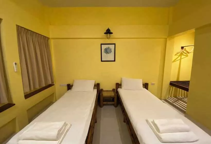 هتل Sawasdee Lagoon Resort