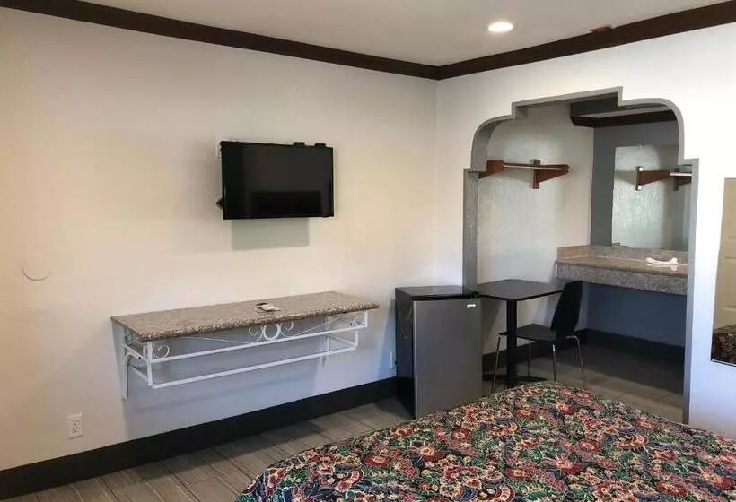 ホテル Starlight Inn, Valley Blvd   Downtown La