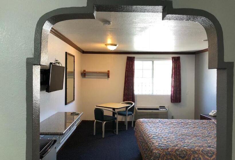هتل Starlight Inn, Valley Blvd   Downtown La
