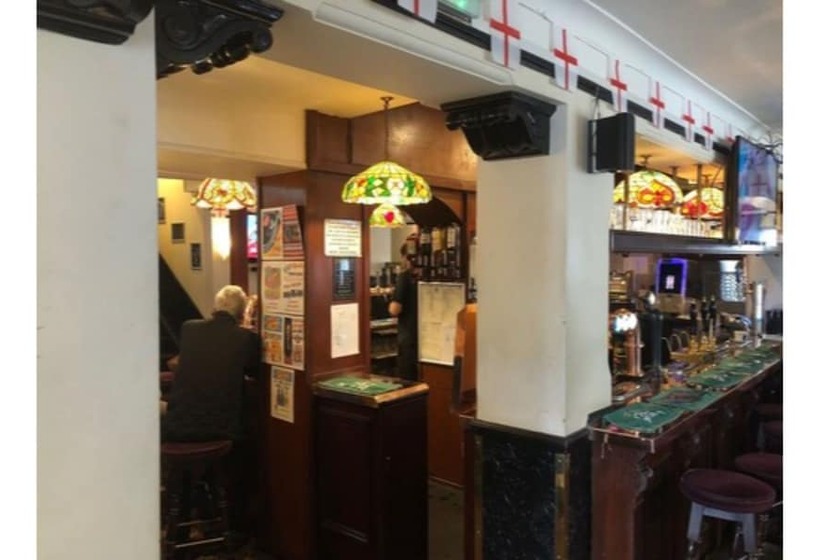 Отель The Kings Arms