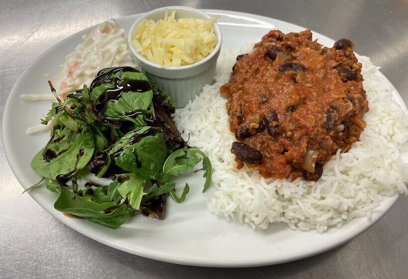 Отель The Kings Arms