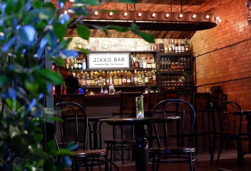 Jikko In Town Hostel