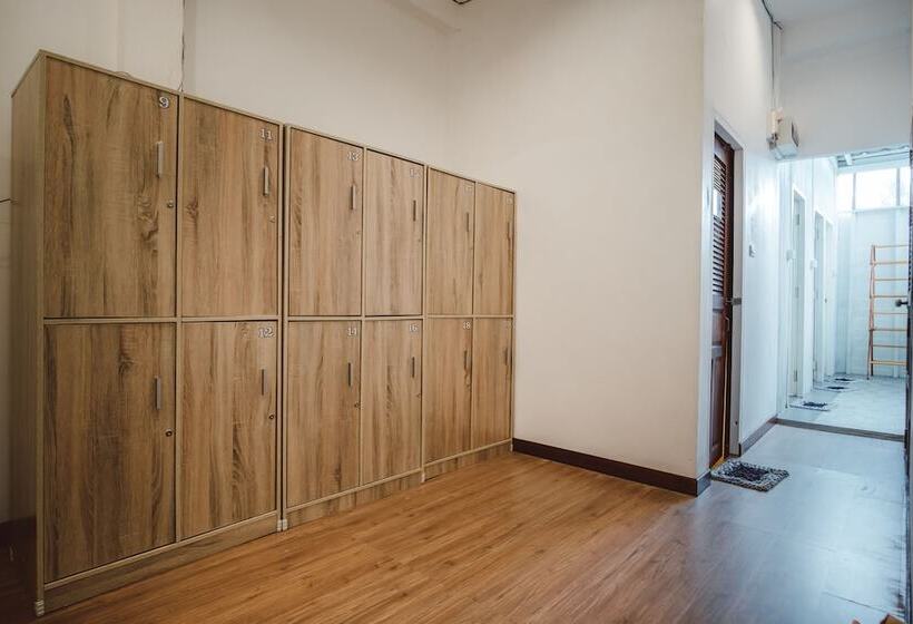 Jikko In Town Hostel