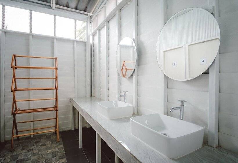 Jikko In Town Hostel