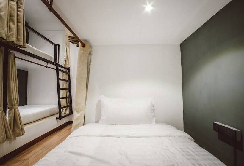 Jikko In Town Hostel