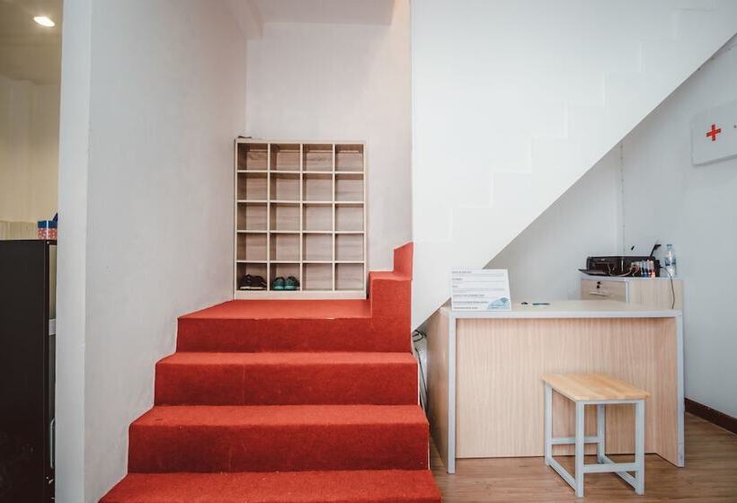 Jikko In Town Hostel