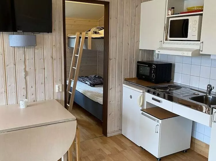 Mälarhusen Semesterby österlen   Stugor & Gårdssviter