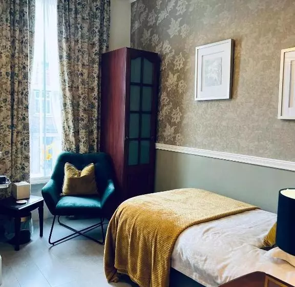 Majatalo Ashleigh House