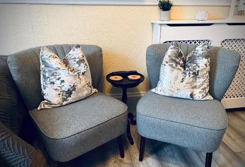 بنسيون Ashleigh House