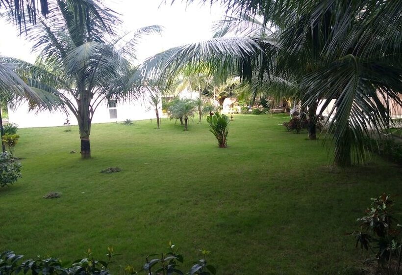 پانسیون Janardan Home Stay Cozy Rooms Puri