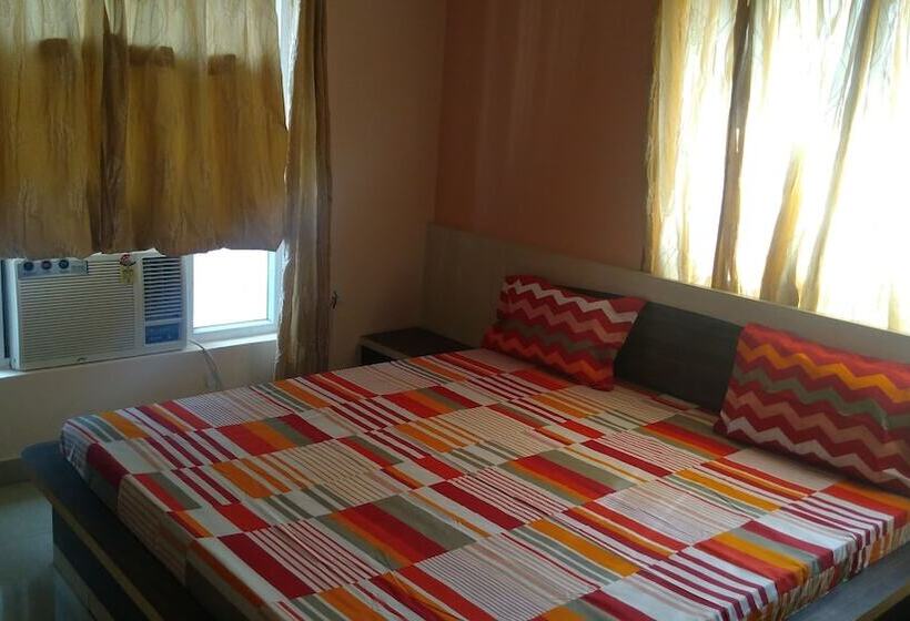 پانسیون Janardan Home Stay Cozy Rooms Puri