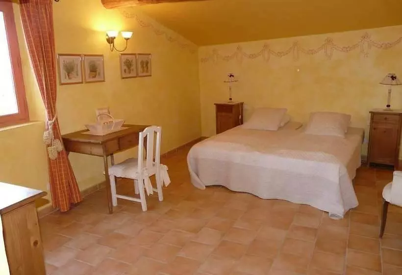 Majatalo La Capucine