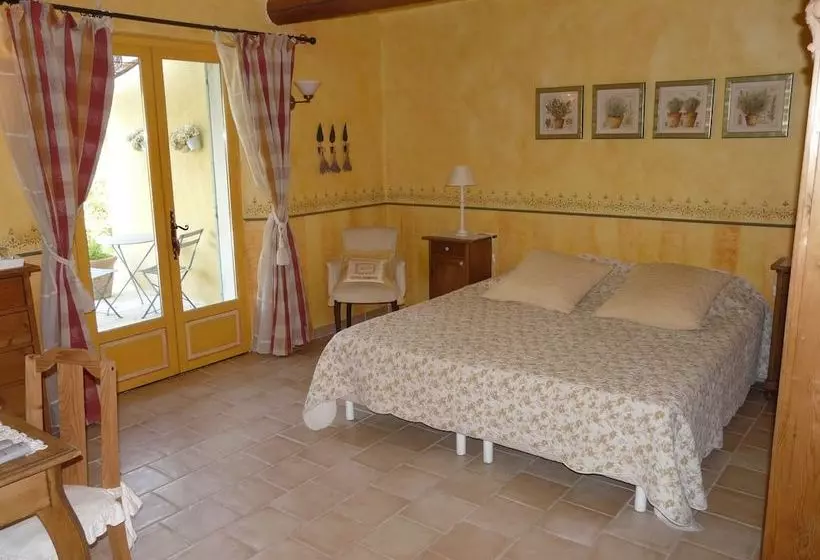 Majatalo La Capucine