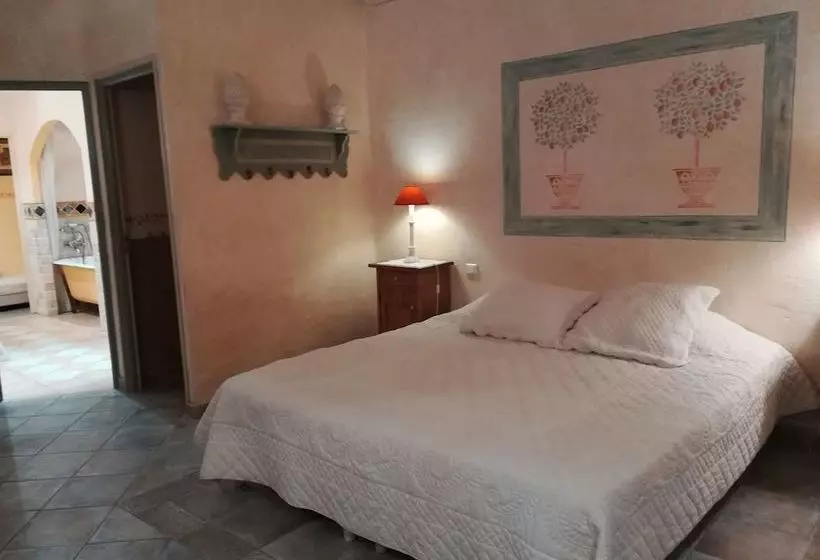 Majatalo La Capucine