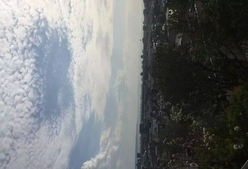 Majatalo Maison à Louer Avec Incroyable Vue