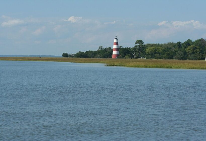 住宿加早餐 Darien Waterfront Inn