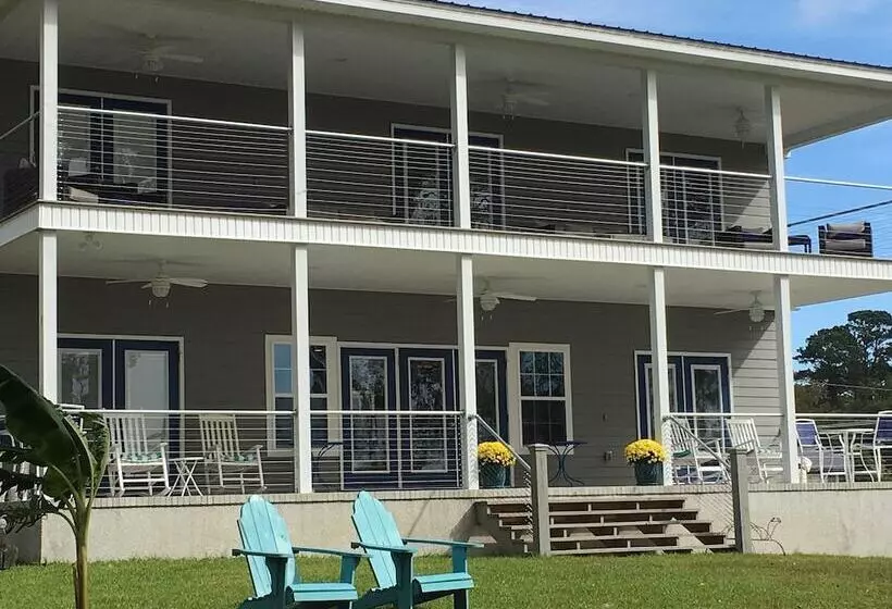 Aamiaismajoitus (B&B) Darien Waterfront Inn