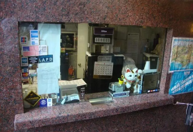 Hollywood 7 Star Motel