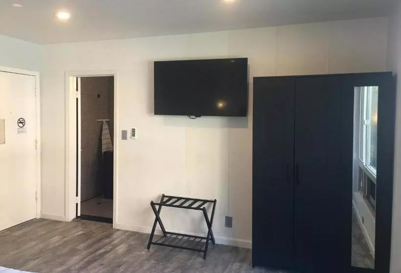 Hollywood 7 Star Motel