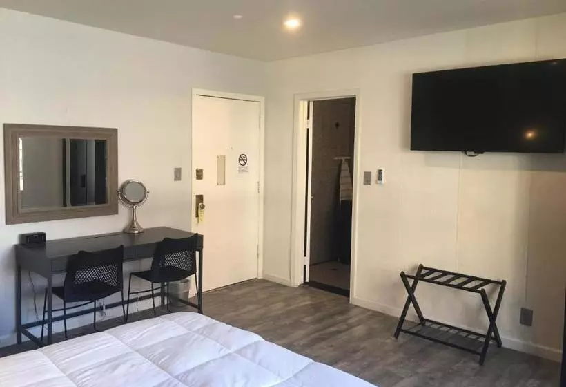 Hollywood 7 Star Motel