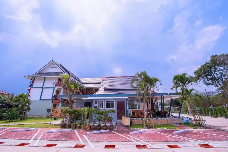 Ms Hotel & Resort Si Racha