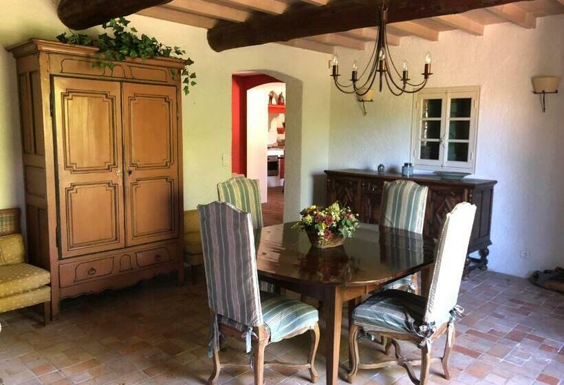 Le Mas Dormant En Provence