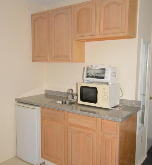 汽车旅馆  Ocean Surf Resort