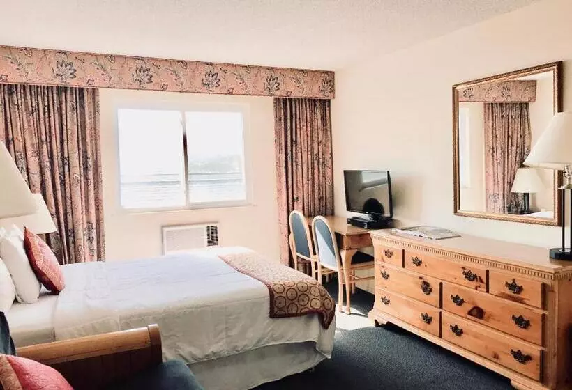 モーテル Ocean Surf Resort