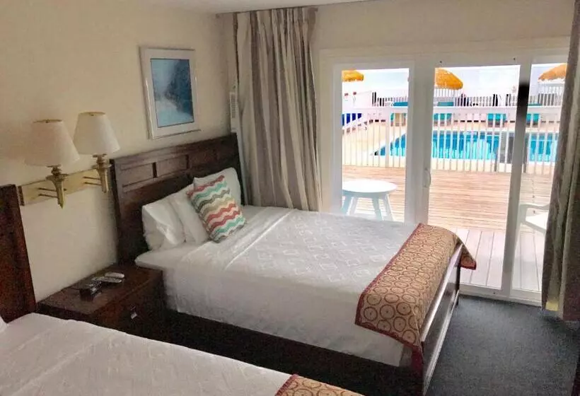 モーテル Ocean Surf Resort