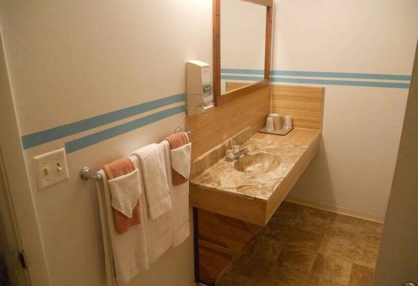 مُتل Redrock Country Inn