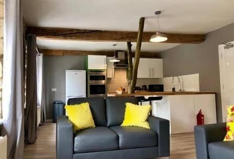 Old Fleece Apartments