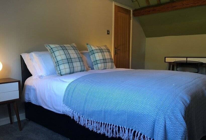 Old Fleece Apartments